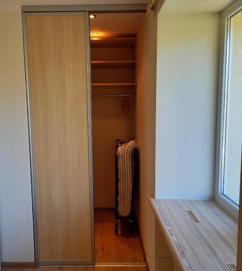 Apartment Ozolu Gatve 2- No Cesim 7 Km *