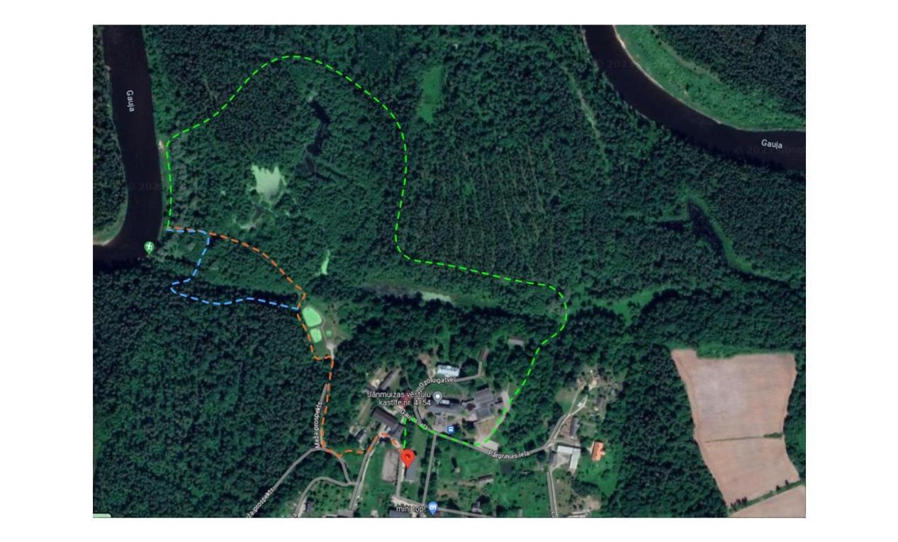 Butas Ozolu Gatve 2- No Cesim 7 Km Janmuiza